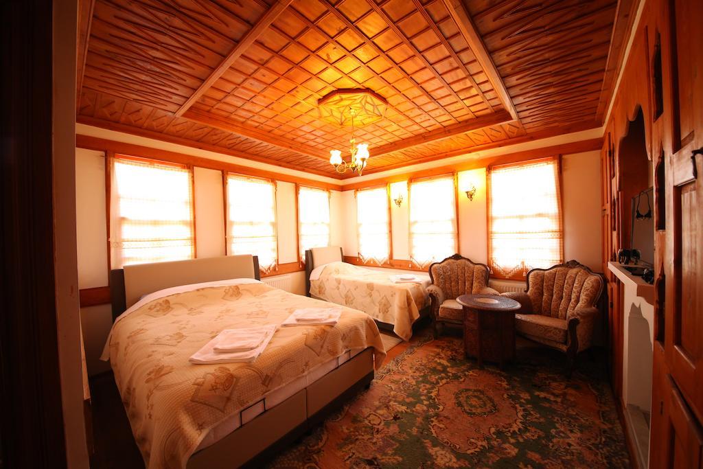 Demirkapi Konak Hotel ซาฟรานโบลู ภายนอก รูปภาพ