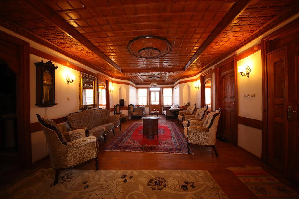 Demirkapi Konak Hotel ซาฟรานโบลู ภายนอก รูปภาพ
